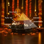 money magnet pyrite pyramid detail image