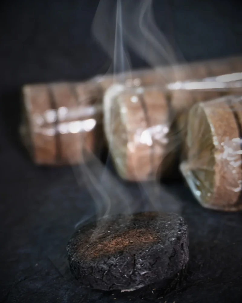 Natural Cow Dung Dhoop Sticks buring image