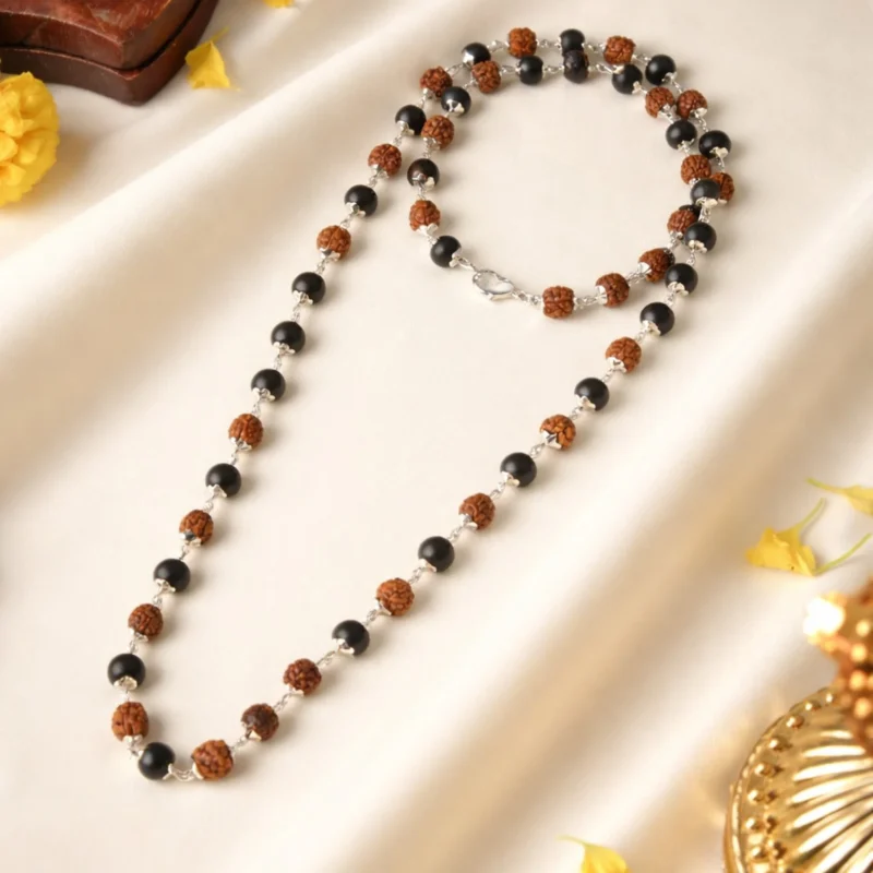 asthetic imag of karungali and rudraksha mala